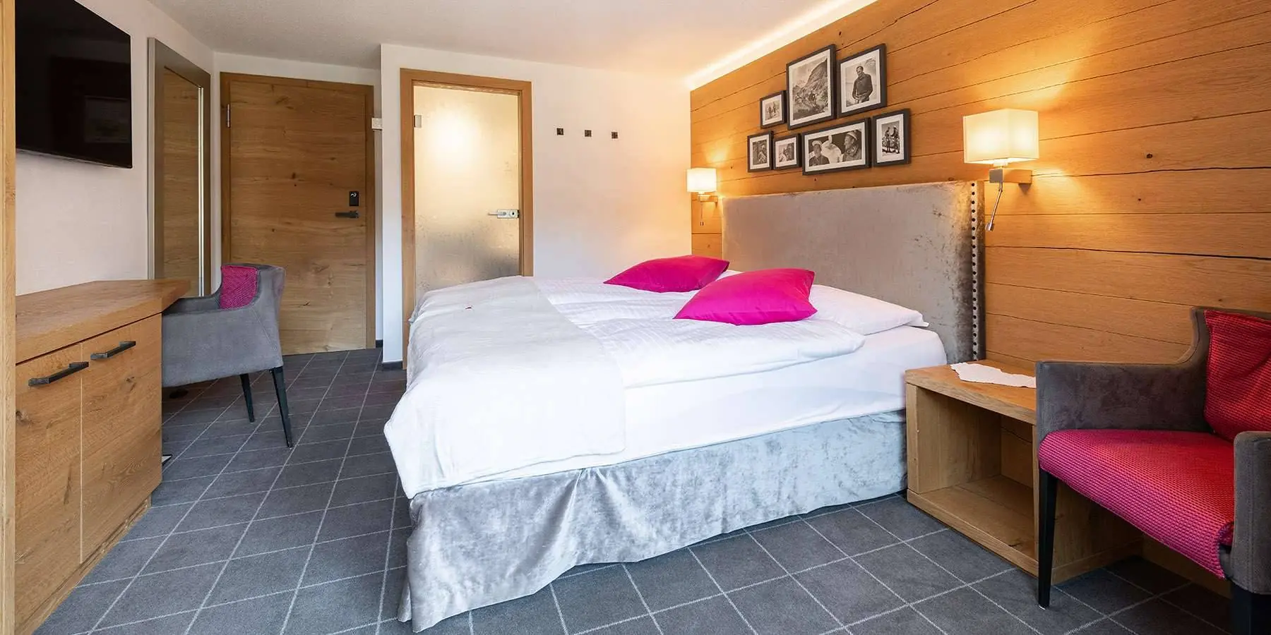 Alpine Double Room – Hotel Chesa Valese, Zermatt