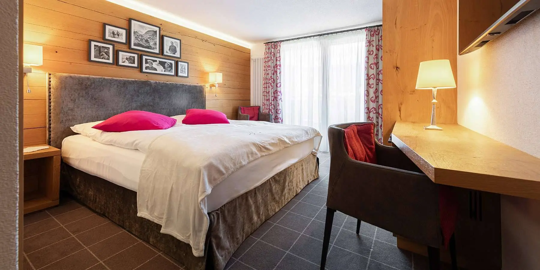 Alpine Double Room – Hotel Chesa Valese, Zermatt