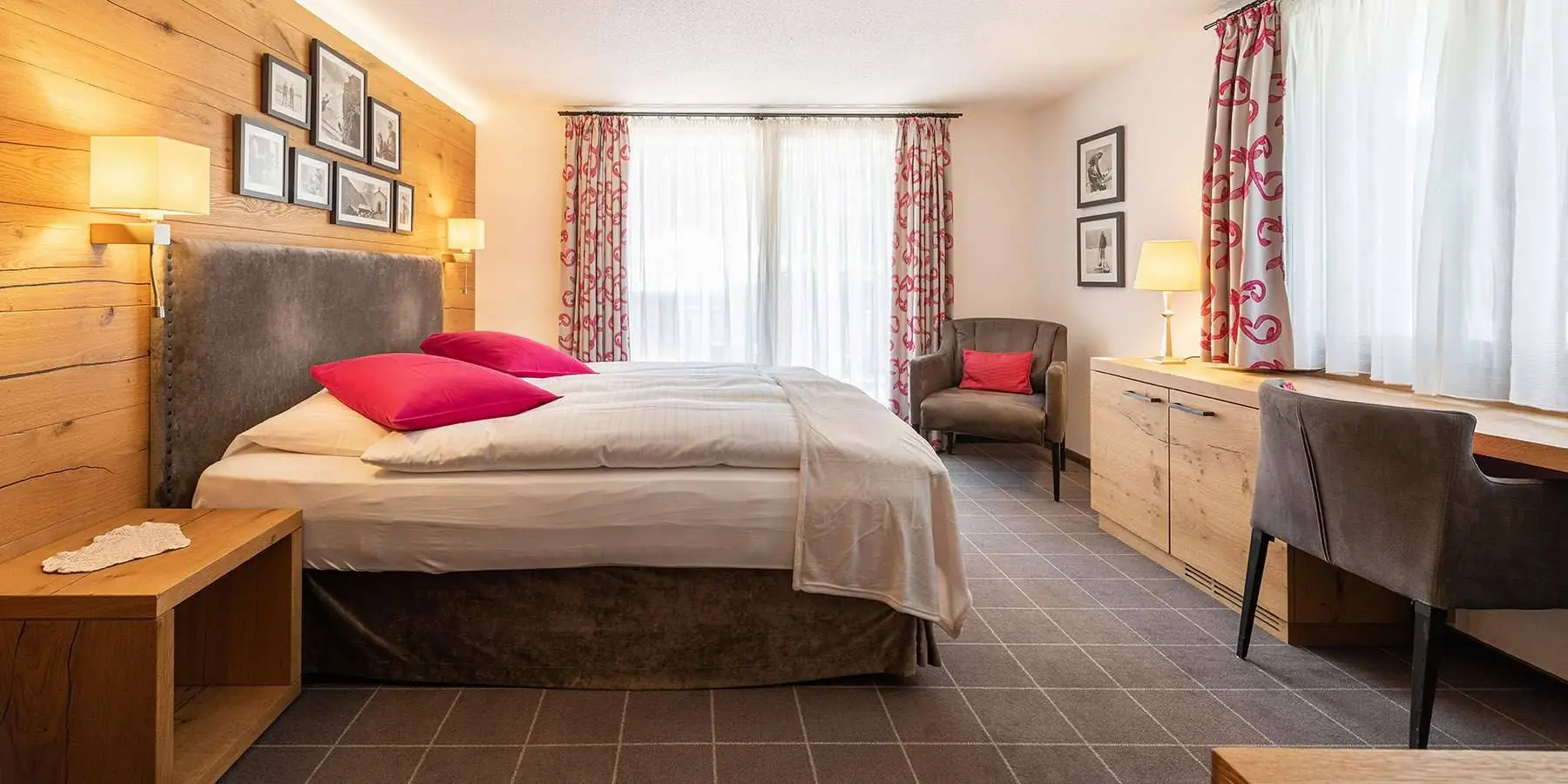 Alpine Double Room – Matterhorn View