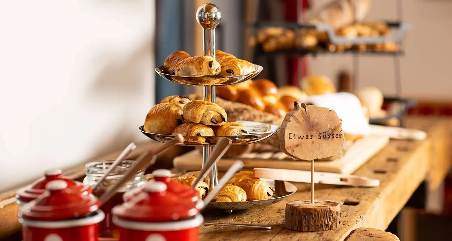 Breakfast at Hotel Chesa Valese