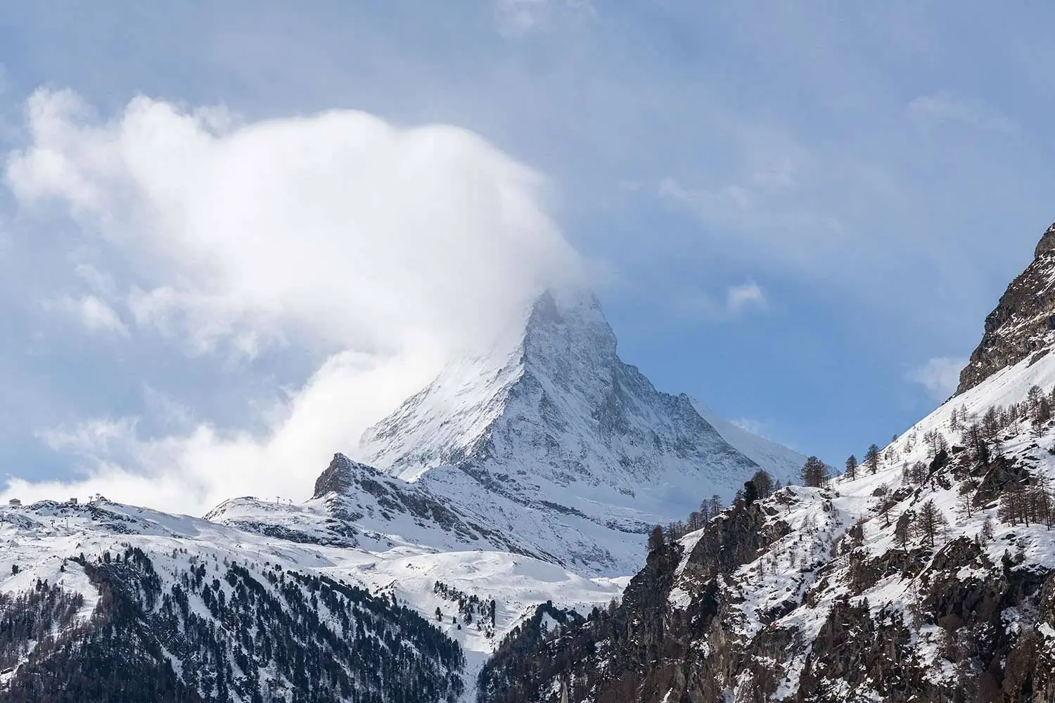 Vue sur le Cervin depuis la Swiss Family Suite
