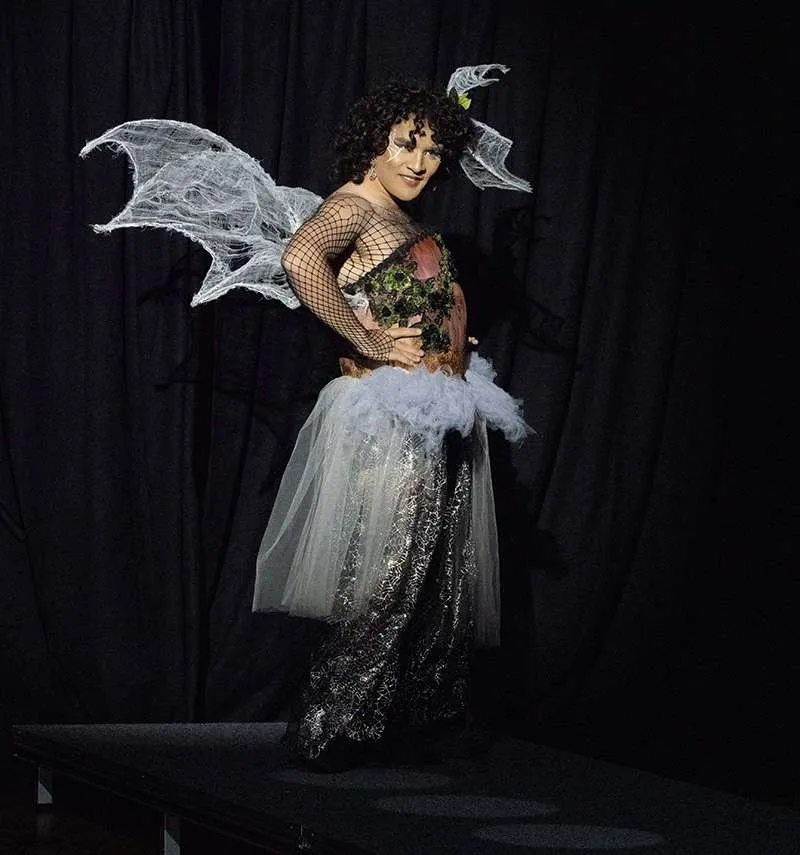 Fashionista Project costume detail photo by Cas Bukor